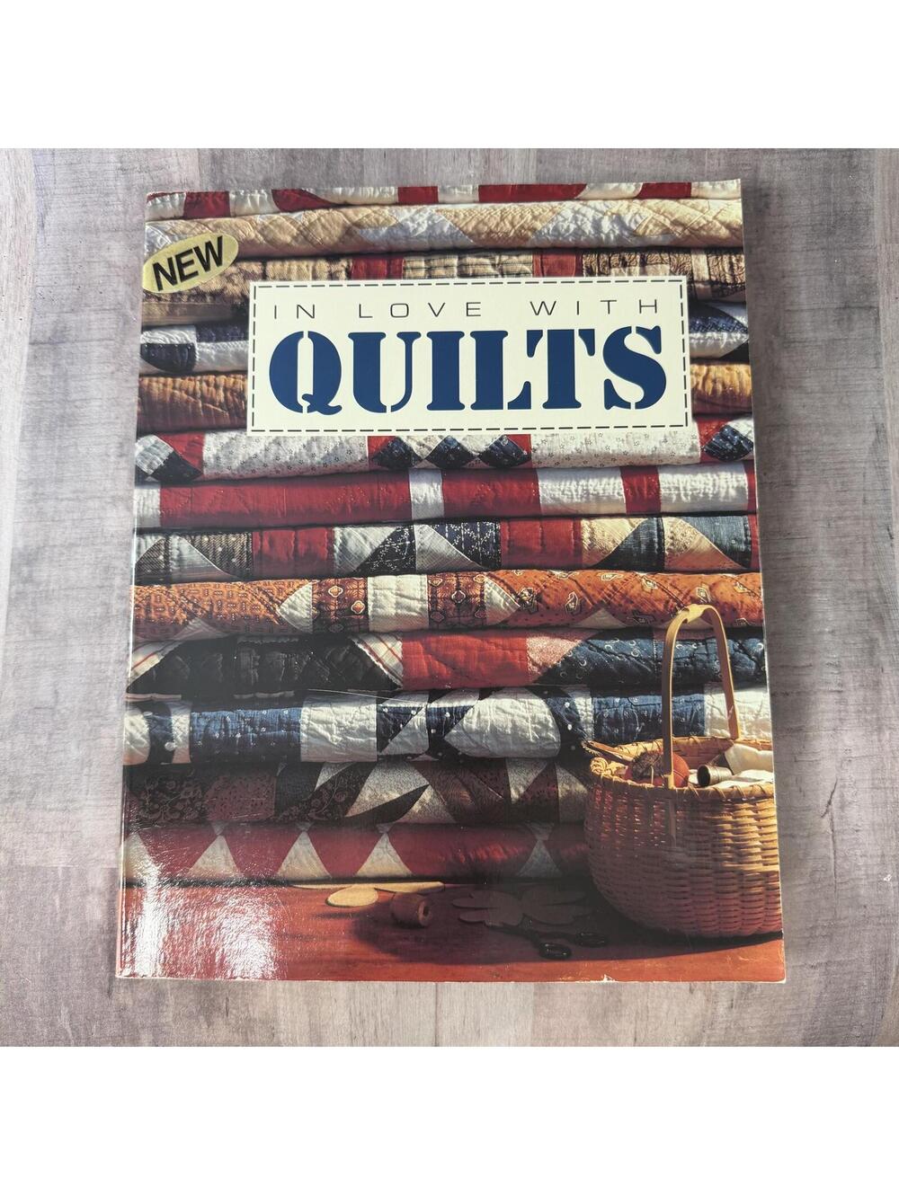 In Love With Quilts Softcover Book Leisure Arts 1993 100324